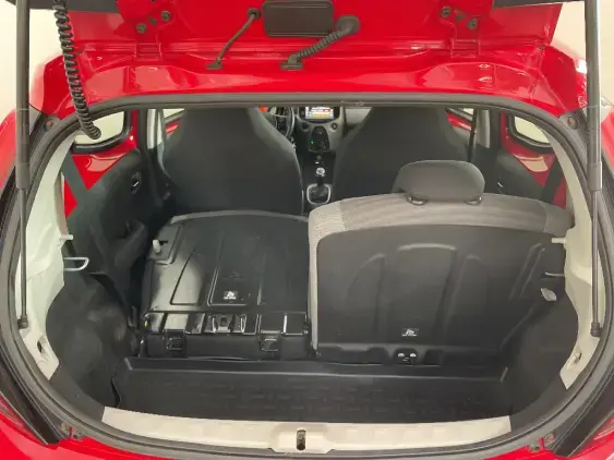 TOYOTA AYGO II - voiture d'occasion - Photo 16