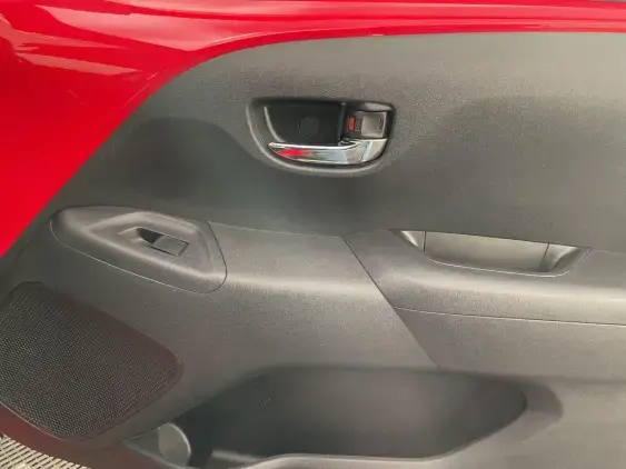 TOYOTA AYGO II - voiture d'occasion - Photo 20