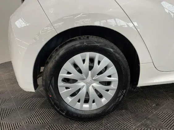 TOYOTA YARIS IV - voiture d'occasion - Photo 25