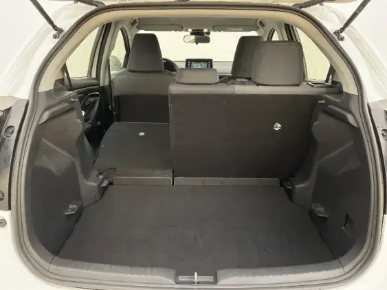 TOYOTA YARIS IV - voiture d'occasion - Photo 16