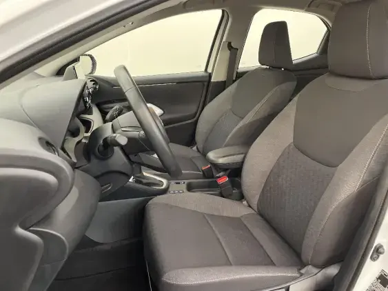 TOYOTA YARIS IV - voiture d'occasion - Photo 18