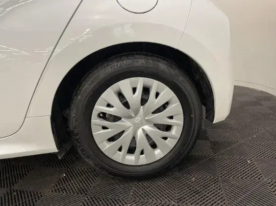 TOYOTA YARIS IV - voiture d'occasion - Photo 24