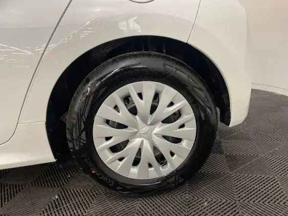 TOYOTA YARIS IV - voiture d'occasion - Photo 24