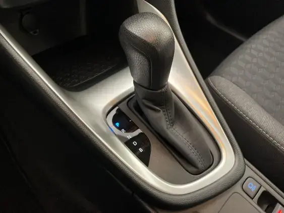 TOYOTA YARIS IV - voiture d'occasion - Photo 17