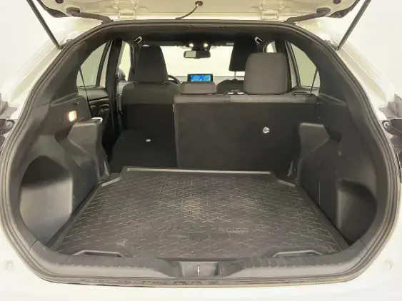 TOYOTA YARIS CROSS I - voiture d'occasion - Photo 16