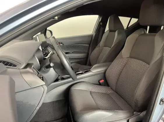 TOYOTA C-HR - voiture d'occasion - Photo 18