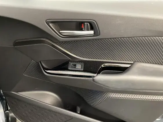 TOYOTA C-HR - voiture d'occasion - Photo 20