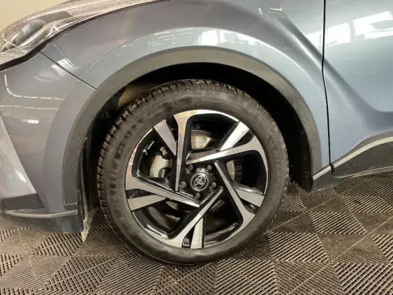 TOYOTA C-HR - voiture d'occasion - Photo 23