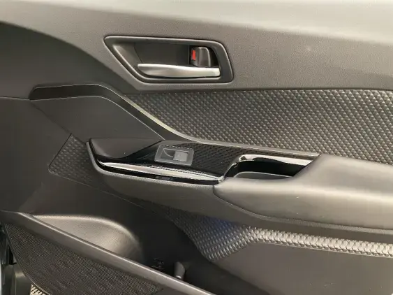 TOYOTA C-HR - voiture d'occasion - Photo 20