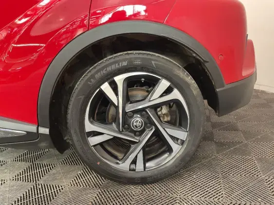 TOYOTA C-HR - voiture d'occasion - Photo 24