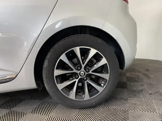 RENAULT CLIO V - voiture d'occasion - Photo 24