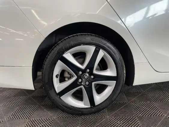 TOYOTA PRIUS IV - voiture d'occasion - Photo 25