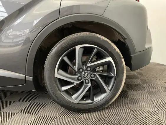 TOYOTA C-HR - voiture d'occasion - Photo 24