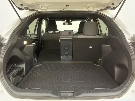 TOYOTA YARIS CROSS I - voiture d'occasion - Photo 16