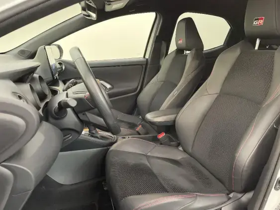 TOYOTA YARIS IV - voiture d'occasion - Photo 18