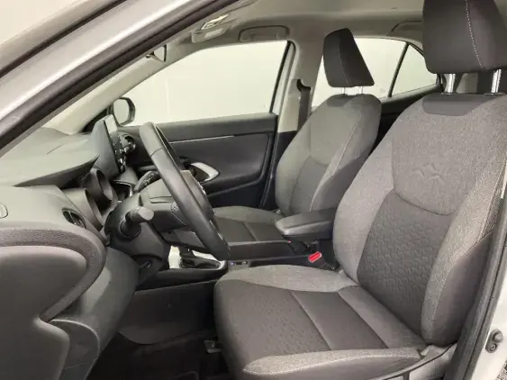 TOYOTA YARIS CROSS I - voiture d'occasion - Photo 18