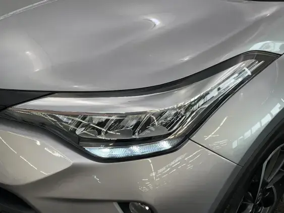 TOYOTA C-HR - voiture d'occasion - Photo 22
