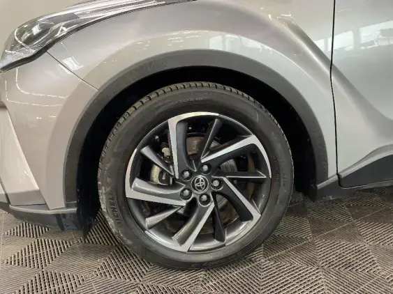 TOYOTA C-HR - voiture d'occasion - Photo 23
