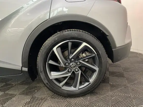TOYOTA C-HR - voiture d'occasion - Photo 24