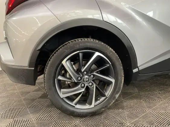 TOYOTA C-HR - voiture d'occasion - Photo 25
