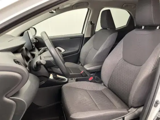 TOYOTA YARIS IV - voiture d'occasion - Photo 18