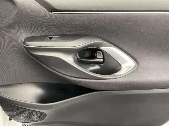 TOYOTA YARIS IV - voiture d'occasion - Photo 20