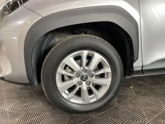 TOYOTA YARIS CROSS I - voiture d'occasion - Photo 23