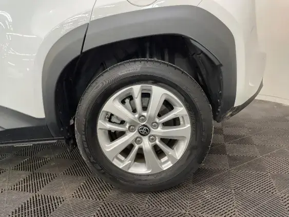 TOYOTA YARIS CROSS I - voiture d'occasion - Photo 24