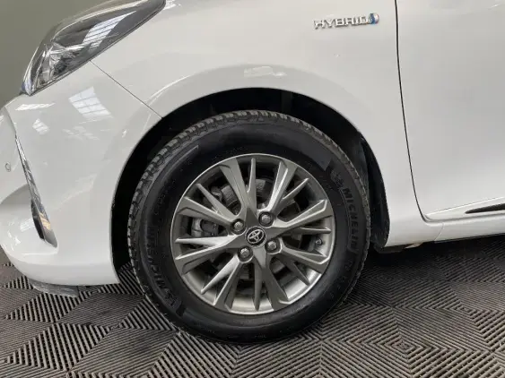 TOYOTA YARIS III - voiture d'occasion - Photo 23