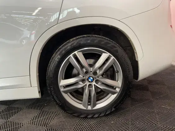 BMW X1 U11 - voiture d'occasion - Photo 24