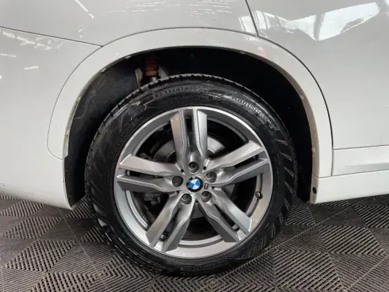 BMW X1 U11 - voiture d'occasion - Photo 25