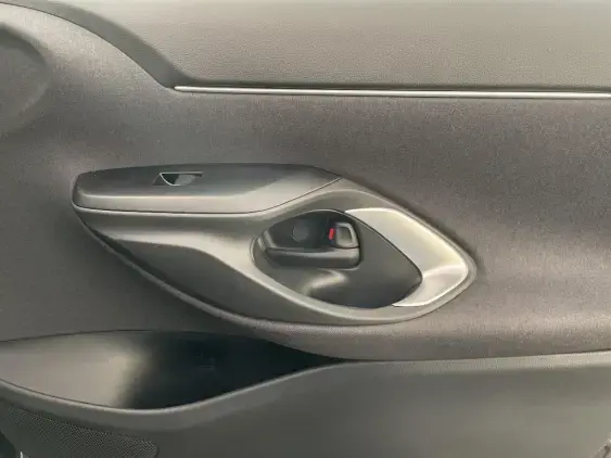 TOYOTA YARIS CROSS I - voiture d'occasion - Photo 20