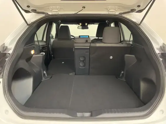 TOYOTA YARIS CROSS I - voiture d'occasion - Photo 16