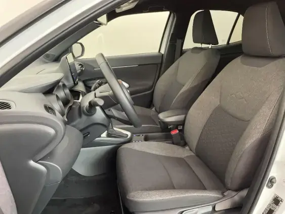 TOYOTA YARIS CROSS I - voiture d'occasion - Photo 18