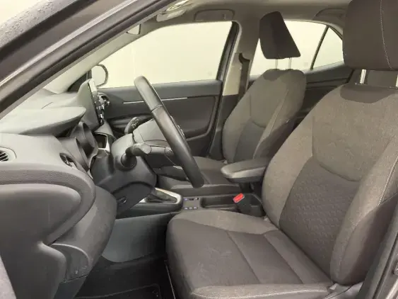 TOYOTA YARIS CROSS I - voiture d'occasion - Photo 18