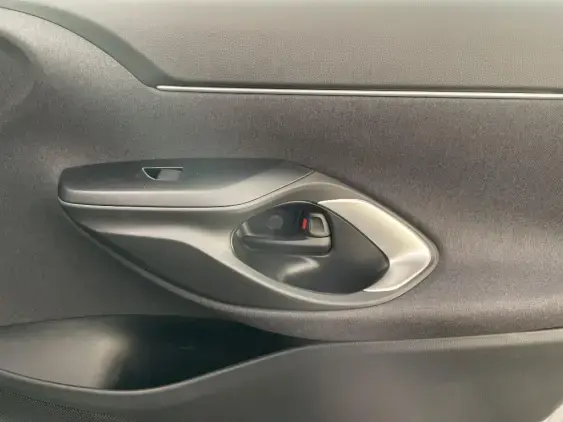 TOYOTA YARIS CROSS I - voiture d'occasion - Photo 20