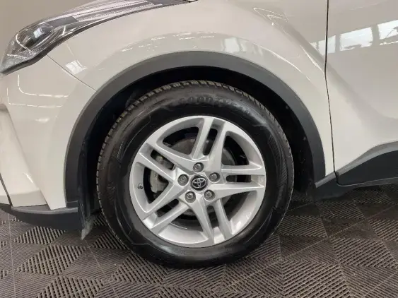 TOYOTA C-HR - voiture d'occasion - Photo 23