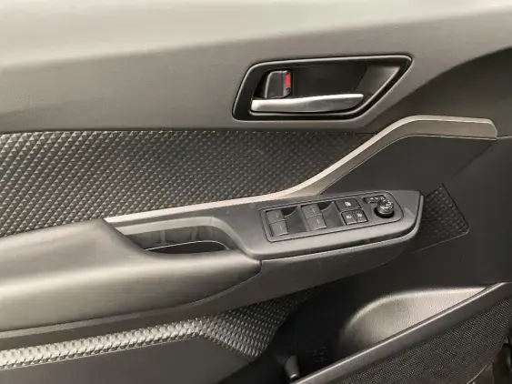 TOYOTA C-HR - voiture d'occasion - Photo 19