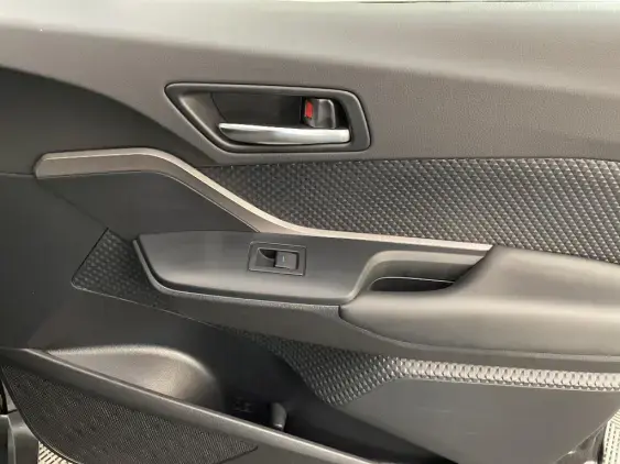 TOYOTA C-HR - voiture d'occasion - Photo 20