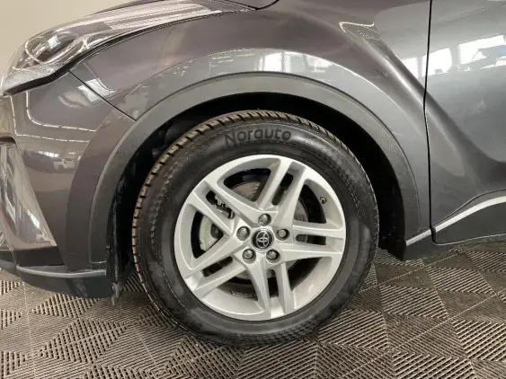 TOYOTA C-HR - voiture d'occasion - Photo 23