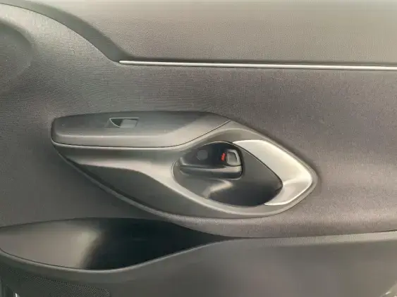 TOYOTA YARIS CROSS I - voiture d'occasion - Photo 20