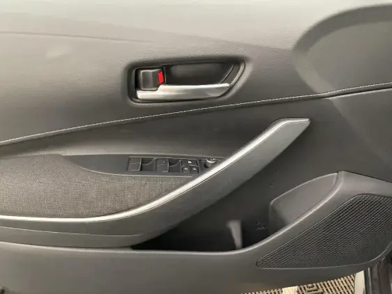 TOYOTA COROLLA TOURING SPT X - voiture d'occasion - Photo 19