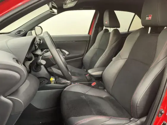 TOYOTA YARIS CROSS I - voiture d'occasion - Photo 18