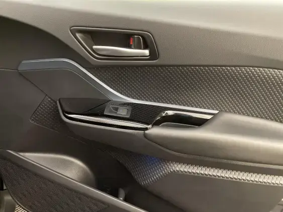 TOYOTA C-HR - voiture d'occasion - Photo 20