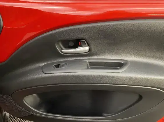 TOYOTA AYGO X - voiture d'occasion - Photo 20