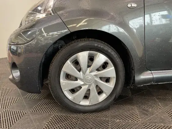 TOYOTA AYGO - voiture d'occasion - Photo 23