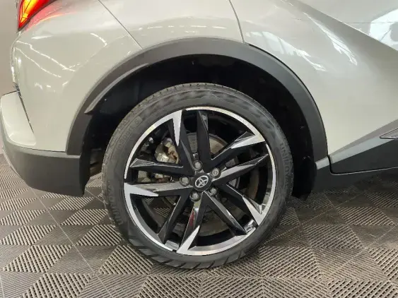 TOYOTA C-HR - voiture d'occasion - Photo 25