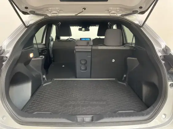 TOYOTA YARIS CROSS I - voiture d'occasion - Photo 16