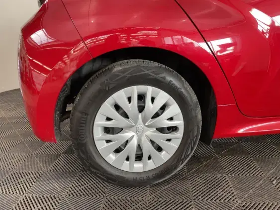 TOYOTA YARIS IV - voiture d'occasion - Photo 25