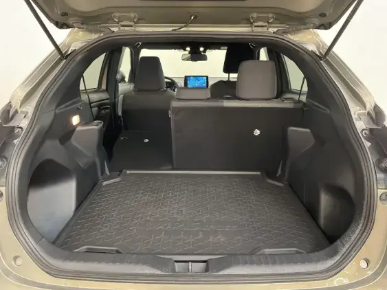 TOYOTA YARIS CROSS I - voiture d'occasion - Photo 16